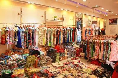 浙江杭州服裝批發(fā)最大市場(chǎng)在哪里(杭州大的服裝批發(fā)市場(chǎng))