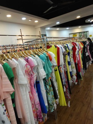 零成本加盟，輕松開啟服裝批發(fā)事業(yè)